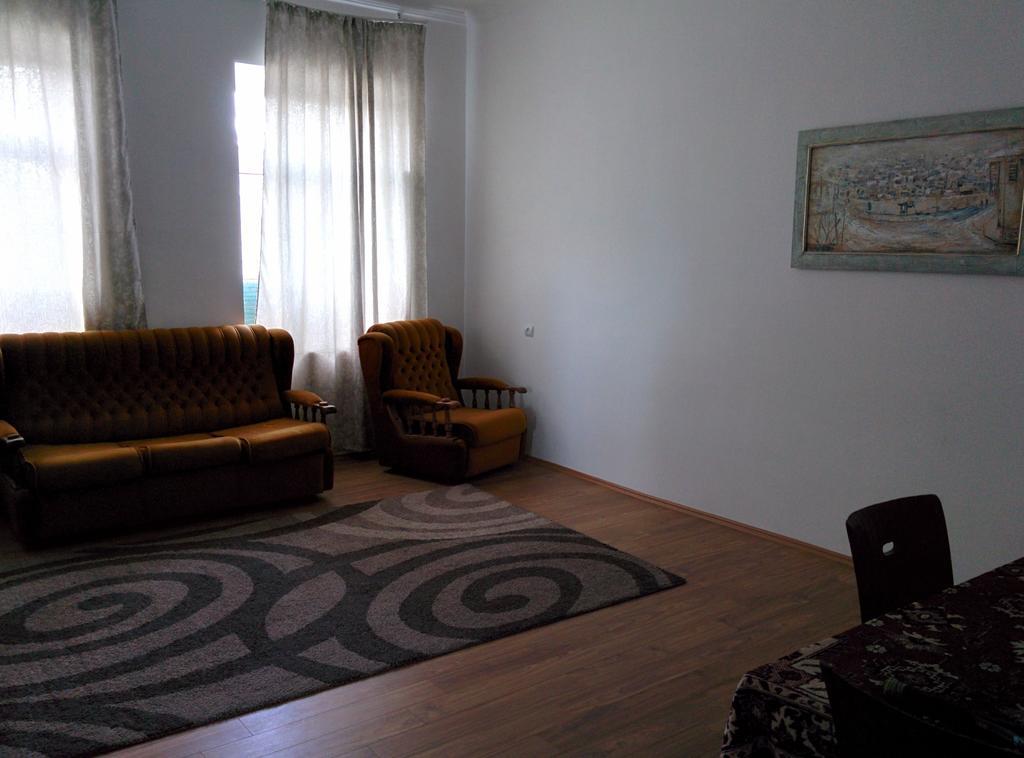 Guesthouse Natali Telavi Exterior photo