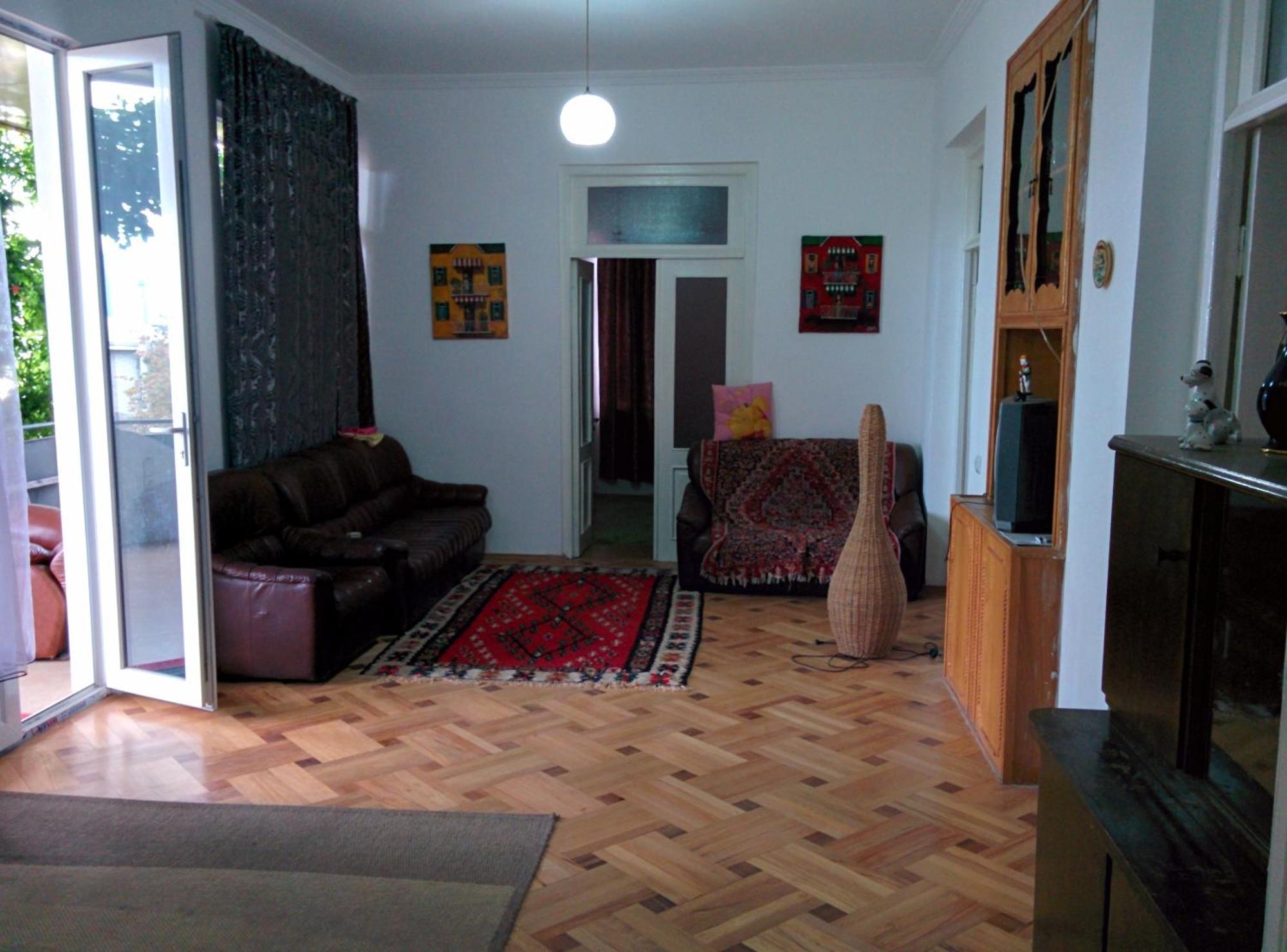 Guesthouse Natali Telavi Exterior photo